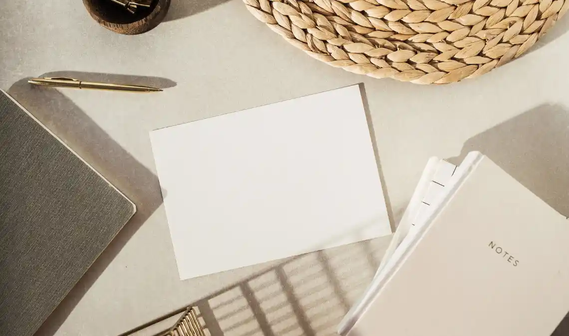 “ノートとメモ用紙 