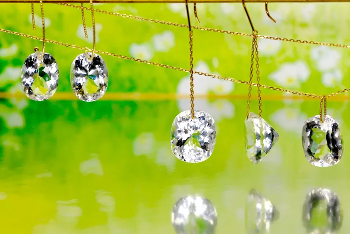 EARTHRISE（アースライズ）