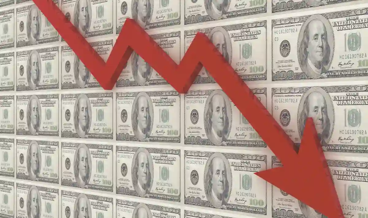 右肩下がりの矢印